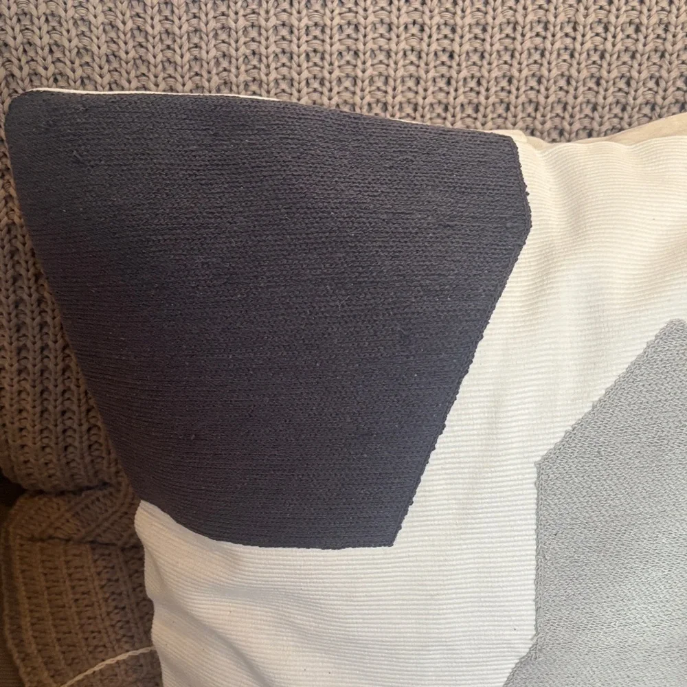 WEST ELM MODERN GEOMETRIC DECORATIVE ACCENT PILLOW COVER